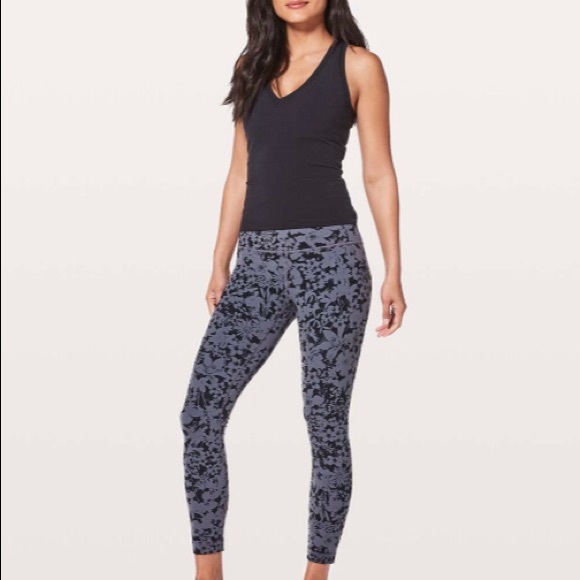 ♦️ Lululemon Aligns ♦️ - Picture 2 of 5